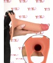 Dutý Strap-On, s prstencem na varlata ring přidá vašemu penisu 5,5 cm.