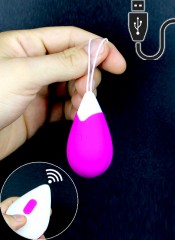 Drops - Vibrační fialové vajíčko na dálkové ovládání 6,5 x 3,5 cm. 