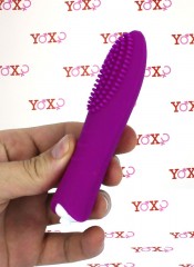 Dott - Mini Vibrator se stimulujícím silikonovým pláštěm 12 x 3 cm. 